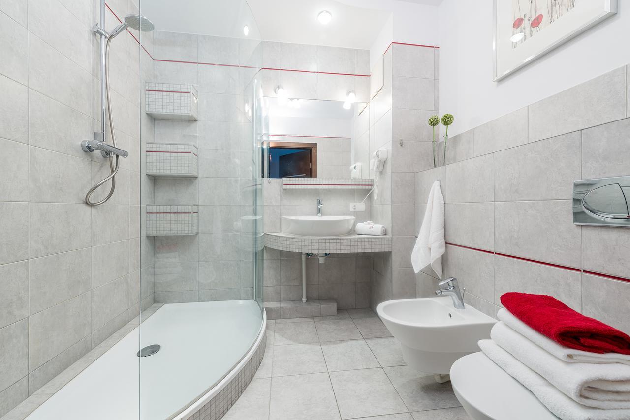 P&O Serviced Apartments Ch Arkadia 2 Варшава Экстерьер фото